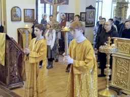 НЕДЕЛЯ 33-Я ПО ПЯТИДЕСЯТНИЦЕ. ПОКЛОНЕНИЕ ЧЕСТНЫМ ВЕРИГАМ АПОСТОЛА ПЕТРА